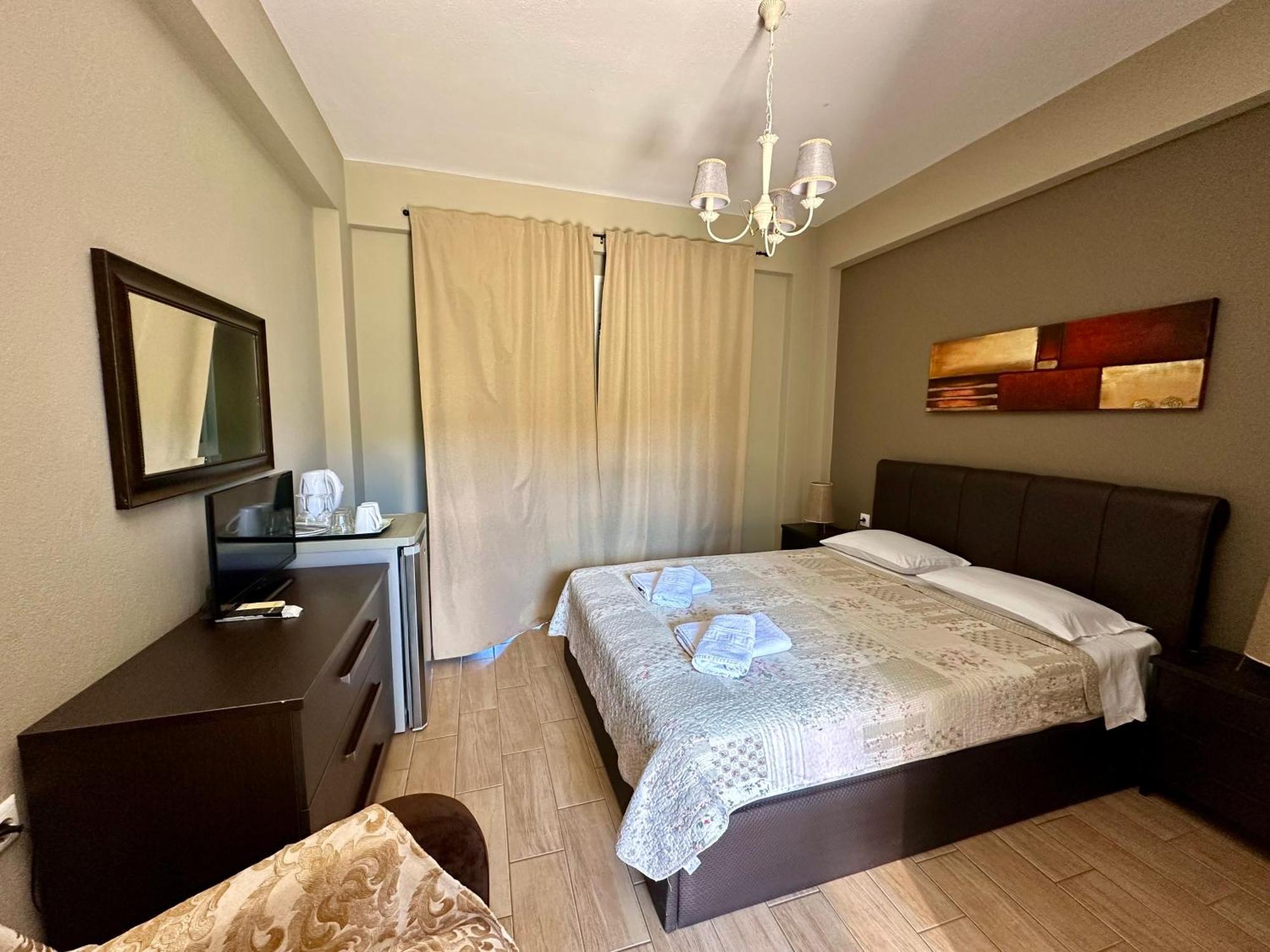 Agrili Apartments & Rooms เอเลีย ภายนอก รูปภาพ
